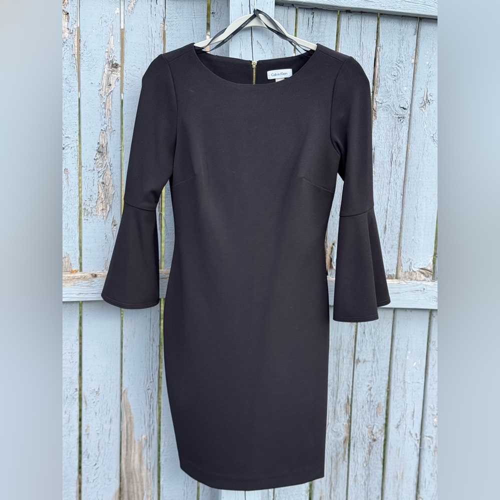 Calvin Klein Dress Women’s size 4 Black Bell Sleeve Gold Zip Up Back